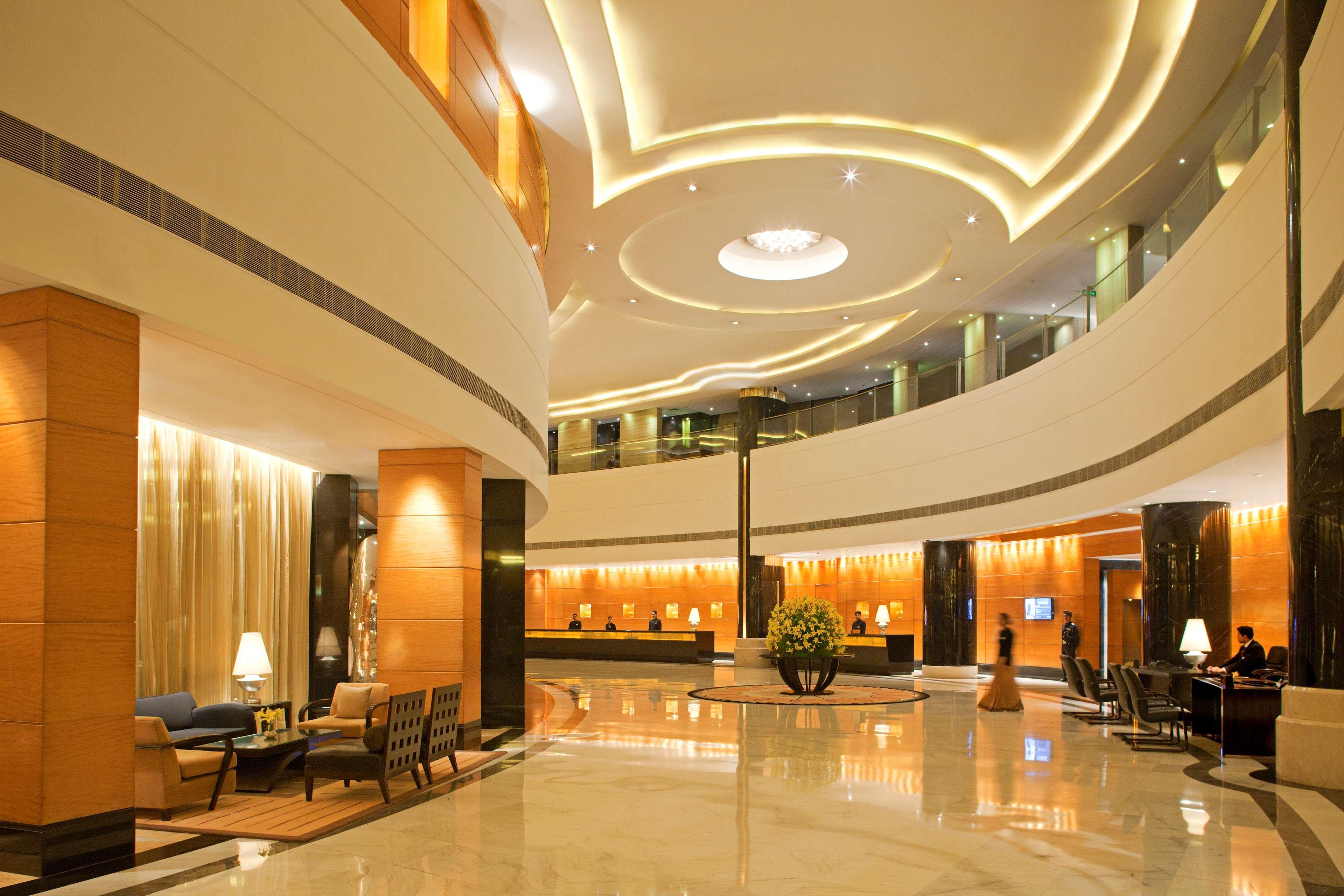 Radisson Blu Plaza Delhi Airport Hotel New Delhi Eksteriør billede